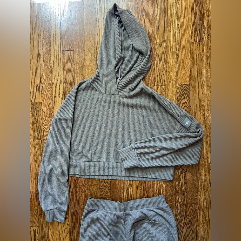 Ali Muse Ribbed Hoodie & Jogger Set - Picture 7 of 10